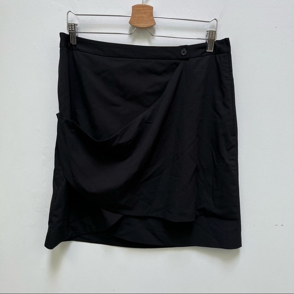 Chelsea & Theodore Mini Skirt - Picture 1 of 6